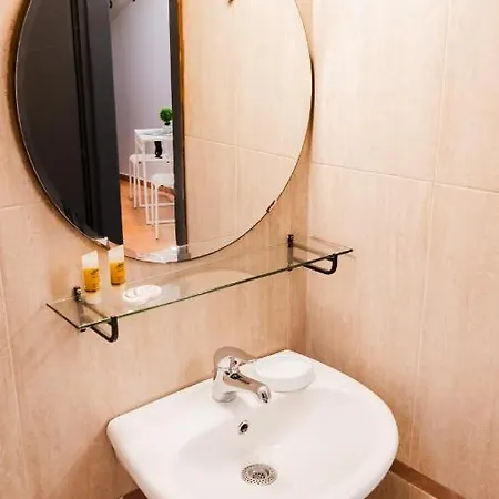 Apartment Modern For 2 Ppl In Thessaloniki