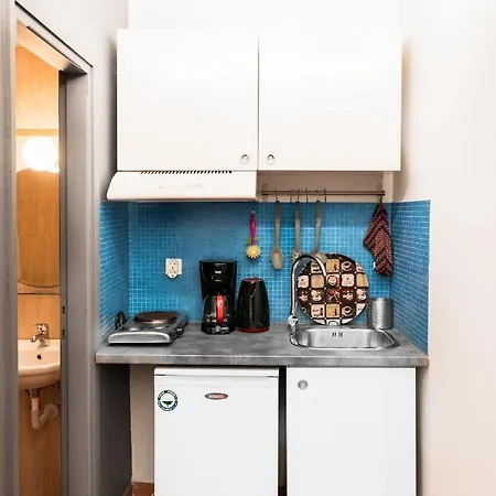 Modern For 2 Ppl In Thessaloniki